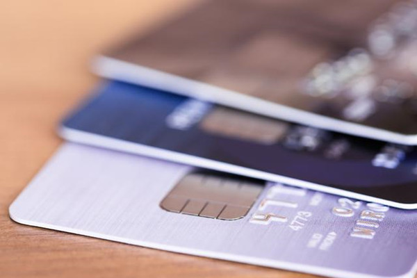 哪家銀行的信用卡收費(fèi)最坑？卡友：各有各的坑