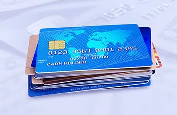 還沒辦理信用卡的看過來？看你合適辦哪家通過率高的