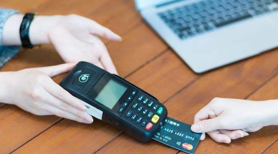 怎么看待疫情期間信用卡被收緊的情況？